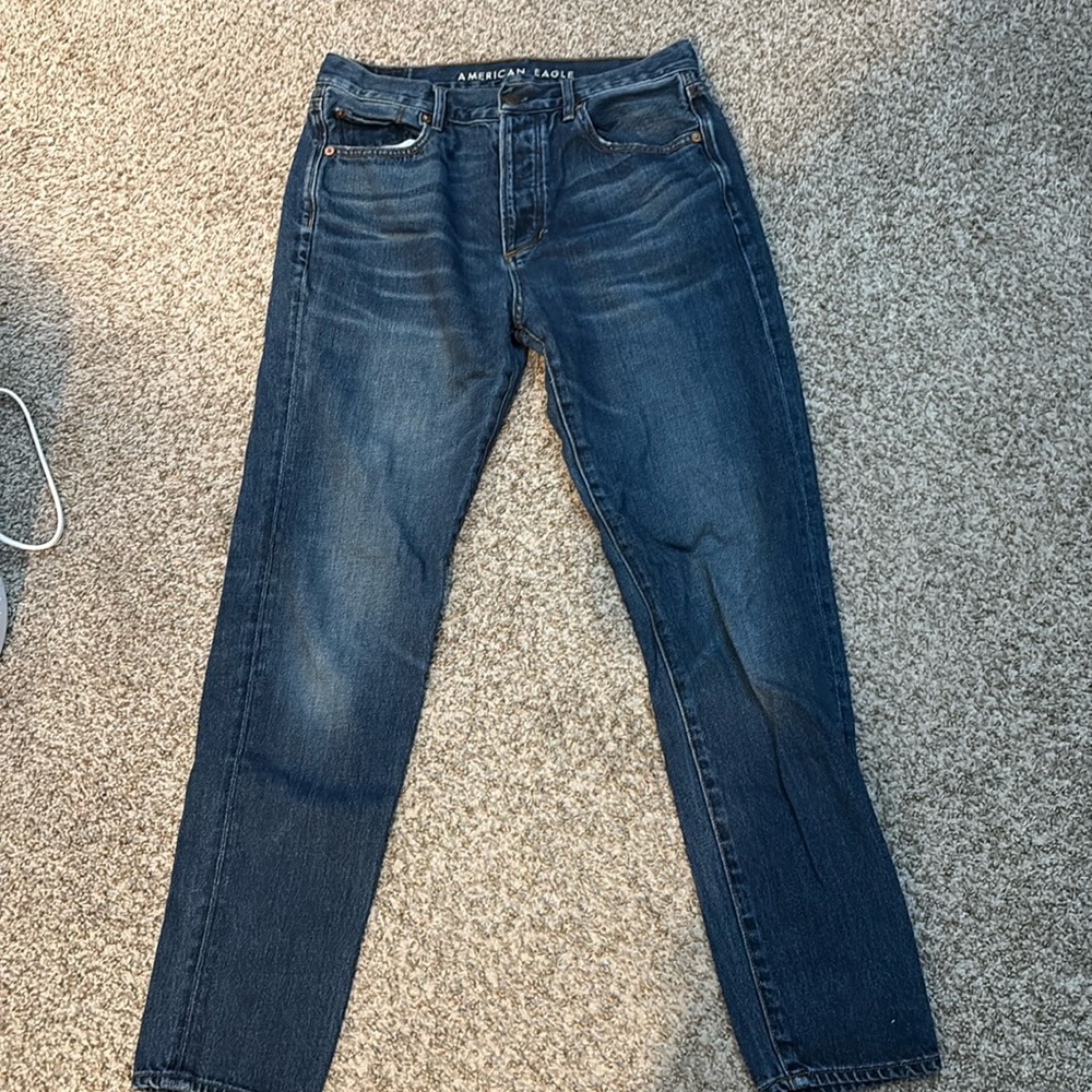 American Eagle Hi-Rise Button Up Girlfriend Jean